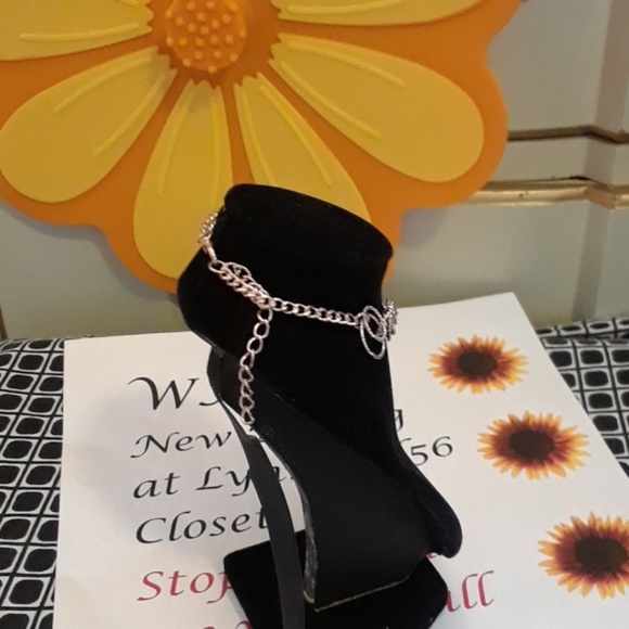 Bracelet 🌻🌻 - Picture 2 of 3